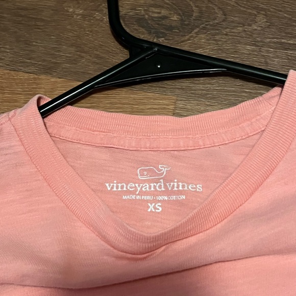 Men's Vineyard Vines T-shirt extra small - Picture 3 of 5